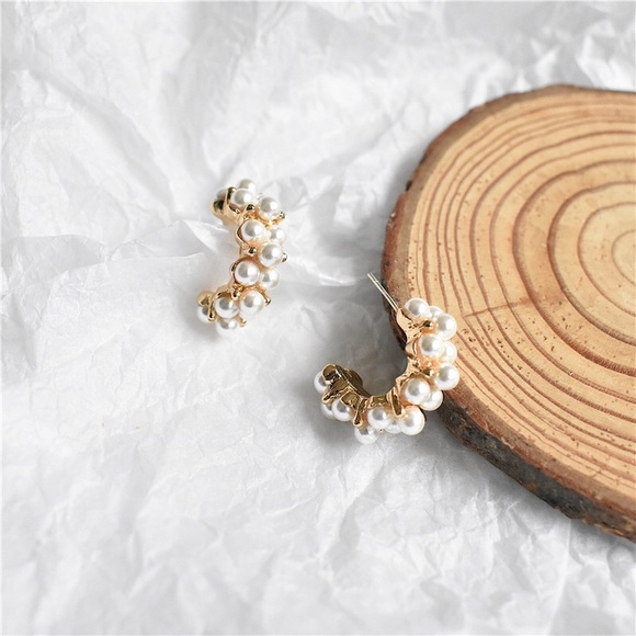 Pearl C Shape Earrings Gold - Picture 2 of 6